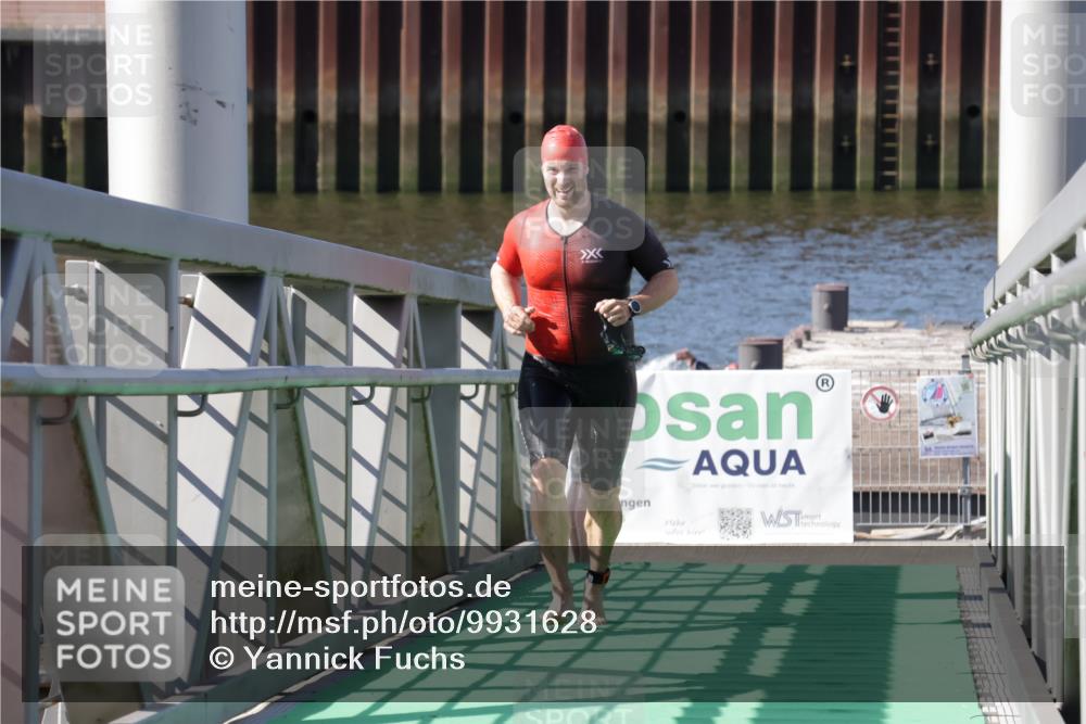 09.08.2026 - GEWOBA Citytriathlon Bremen Yannick Fuchs http://msf.ph/oto/9931628 09.08.2026 10:15:01 Schwimmen 345, 372, 398 meine-sportfotos.de