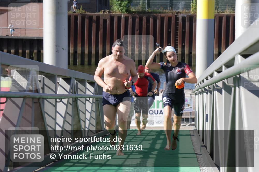 09.08.2026 - GEWOBA Citytriathlon Bremen Yannick Fuchs http://msf.ph/oto/9931639 09.08.2026 10:15:18 Schwimmen 372, 377, 394, 427 meine-sportfotos.de
