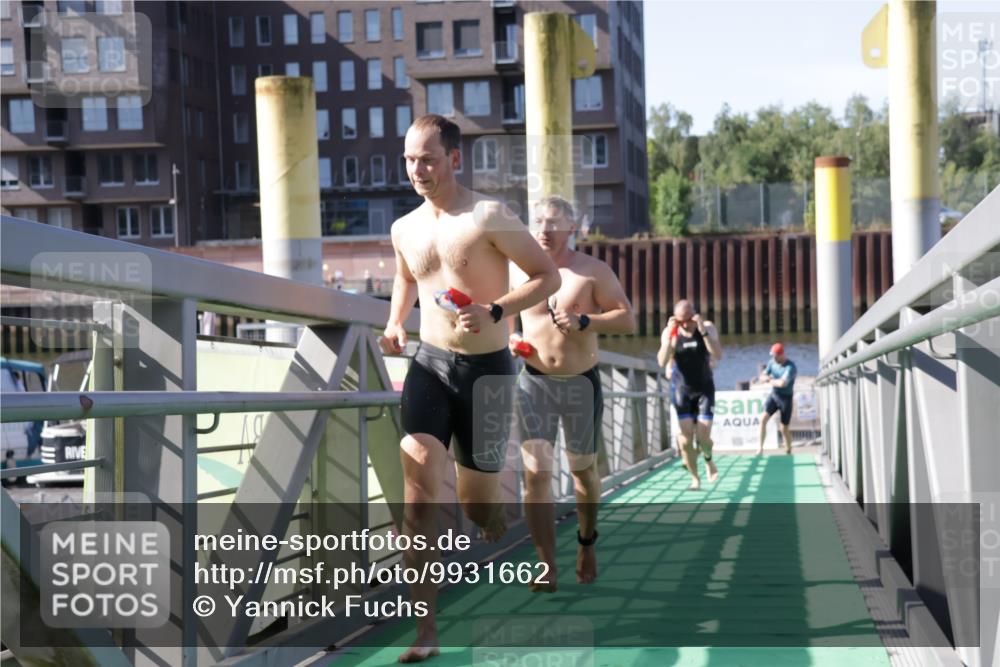 09.08.2026 - GEWOBA Citytriathlon Bremen Yannick Fuchs http://msf.ph/oto/9931662 09.08.2026 10:15:27 Schwimmen 329, 376, 377, 383, 394, 400, 427 meine-sportfotos.de