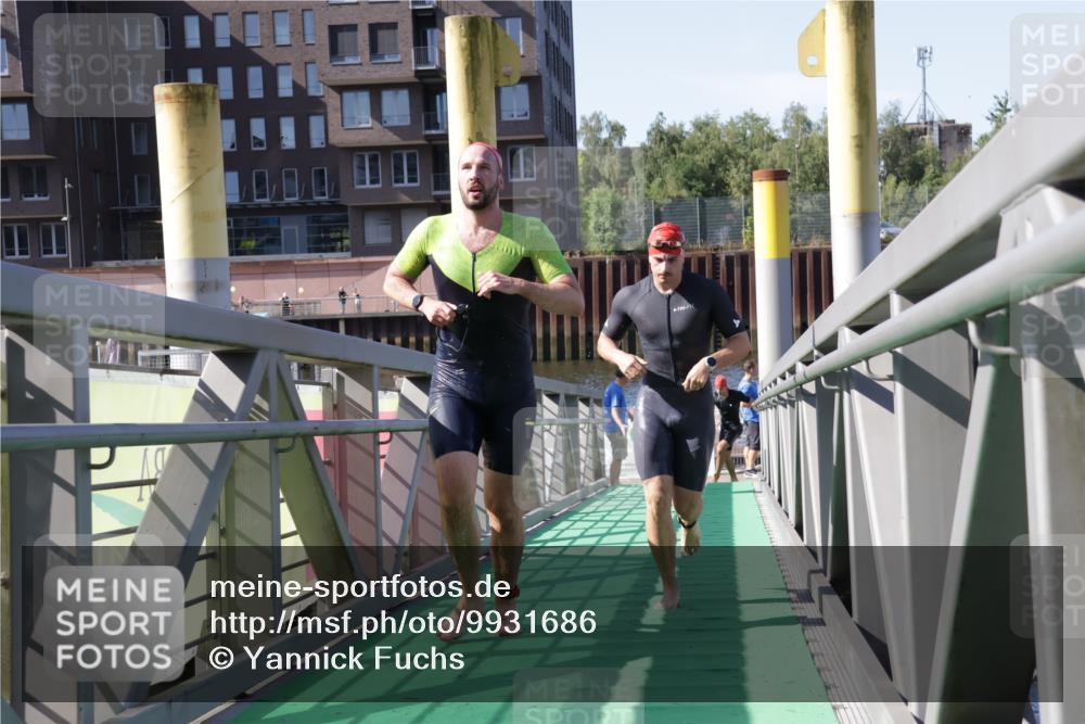 09.08.2026 - GEWOBA Citytriathlon Bremen Yannick Fuchs http://msf.ph/oto/9931686 09.08.2026 10:15:37 Schwimmen 293, 296, 329, 339, 360, 376, 377, 383, 400, 427 meine-sportfotos.de