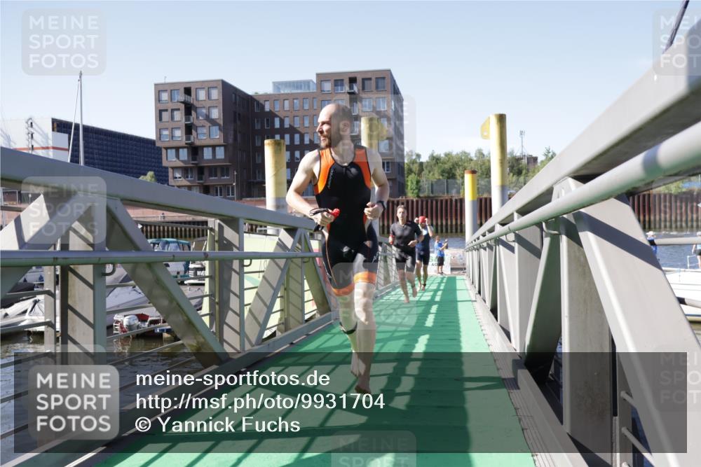 09.08.2026 - GEWOBA Citytriathlon Bremen Yannick Fuchs http://msf.ph/oto/9931704 09.08.2026 10:15:54 Schwimmen 290, 342, 389, 402 meine-sportfotos.de