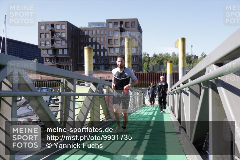 09.08.2026 - GEWOBA Citytriathlon Bremen Yannick Fuchs http://msf.ph/oto/9931735 09.08.2026 10:16:23 Schwimmen 300, 315, 321, 375, 416 meine-sportfotos.de