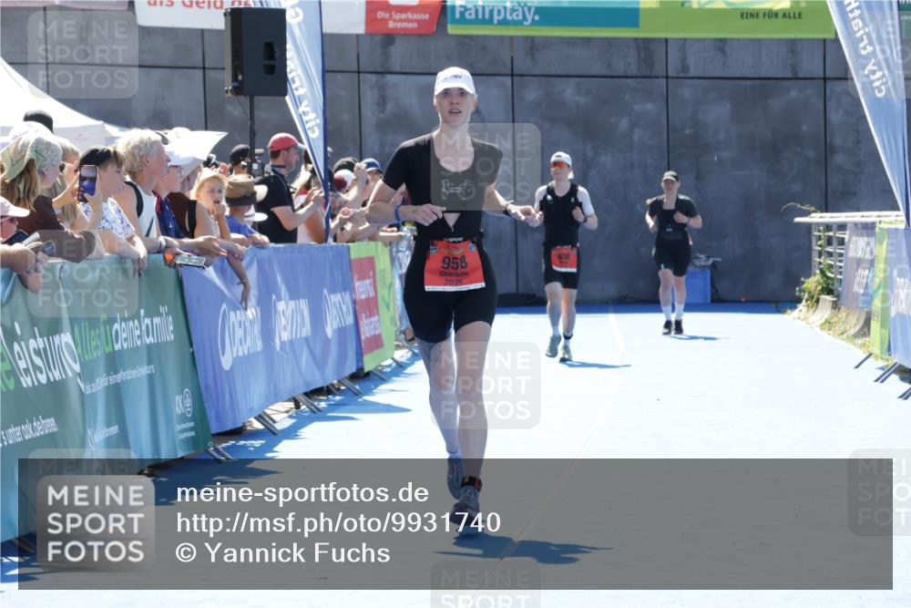 09.08.2026 - GEWOBA Citytriathlon Bremen Yannick Fuchs http://msf.ph/oto/9931740 09.08.2026 14:33:02 Ziel 958 meine-sportfotos.de