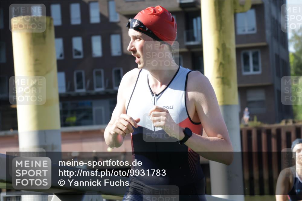 09.08.2026 - GEWOBA Citytriathlon Bremen Yannick Fuchs http://msf.ph/oto/9931783 09.08.2026 10:16:51 Schwimmen 313, 338, 362, 369, 391, 447 meine-sportfotos.de