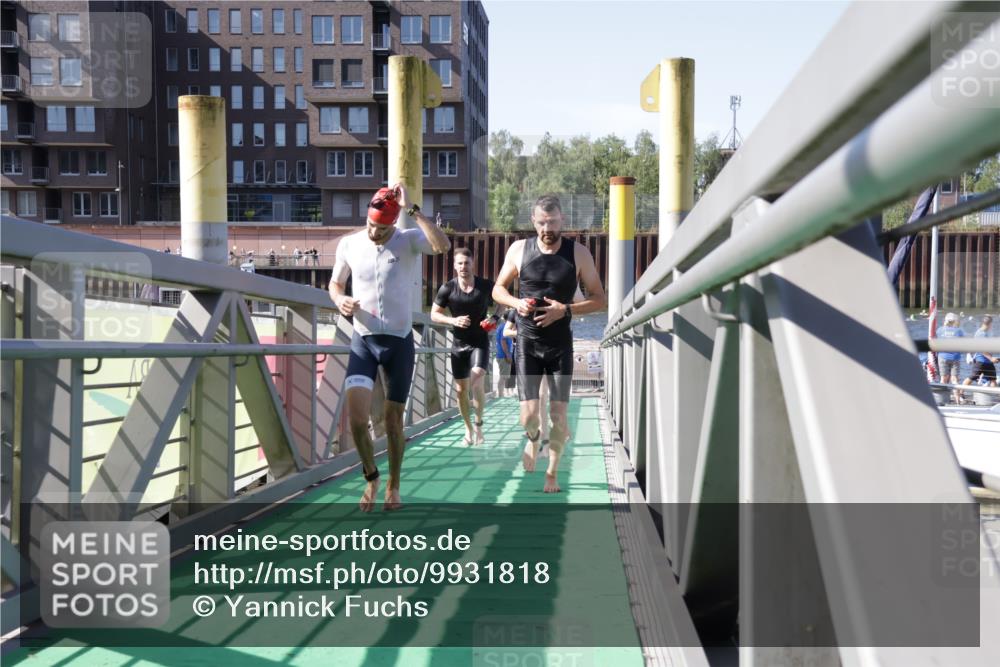 09.08.2026 - GEWOBA Citytriathlon Bremen Yannick Fuchs http://msf.ph/oto/9931818 09.08.2026 10:17:18 Schwimmen 295, 312, 327, 332, 352, 356, 359, 364, 378, 403 meine-sportfotos.de