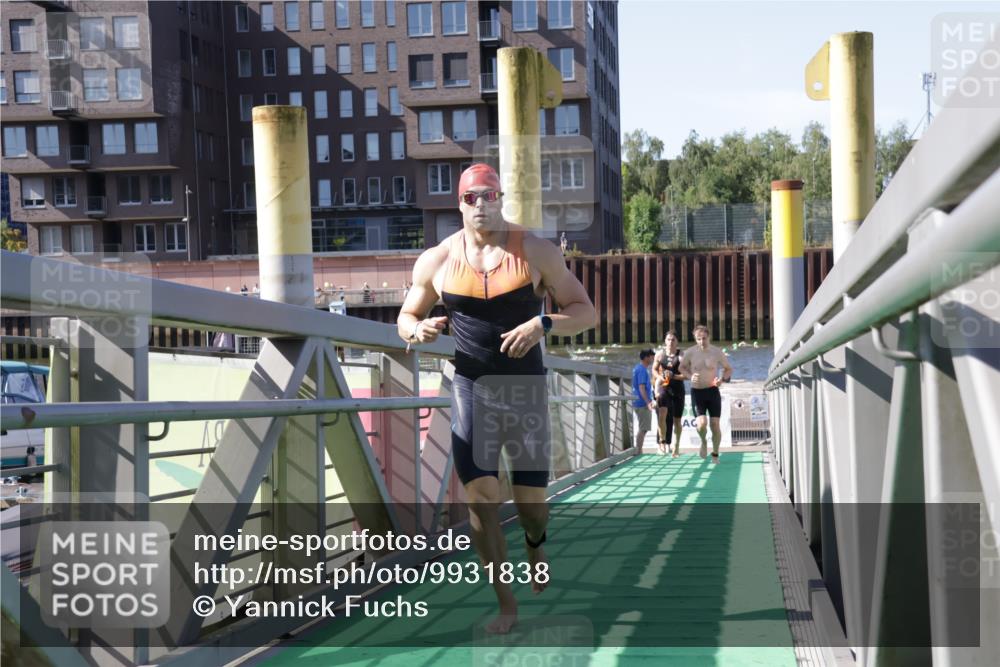 09.08.2026 - GEWOBA Citytriathlon Bremen Yannick Fuchs http://msf.ph/oto/9931838 09.08.2026 10:17:29 Schwimmen 289, 312, 332, 352, 356, 359, 363, 379, 395 meine-sportfotos.de