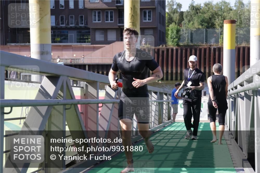 09.08.2026 - GEWOBA Citytriathlon Bremen Yannick Fuchs http://msf.ph/oto/9931880 09.08.2026 10:18:45 Schwimmen 294, 311, 334, 355 meine-sportfotos.de