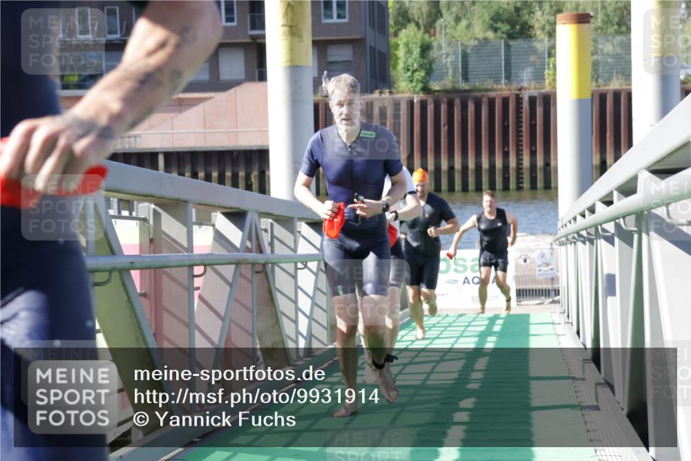 09.08.2026 - GEWOBA Citytriathlon Bremen Yannick Fuchs http://msf.ph/oto/9931914 09.08.2026 10:19:19 Schwimmen 304, 366, 374, 382, 516, 519, 520 meine-sportfotos.de