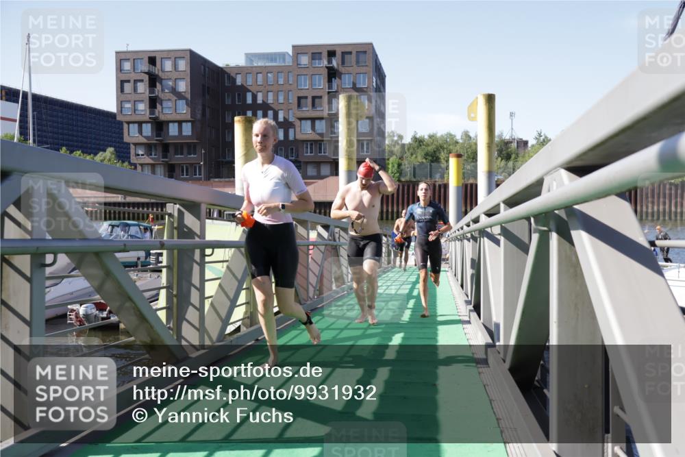 09.08.2026 - GEWOBA Citytriathlon Bremen Yannick Fuchs http://msf.ph/oto/9931932 09.08.2026 10:19:30 Schwimmen 305, 344, 353, 366, 374, 382, 443, 490, 517, 519, 520 meine-sportfotos.de
