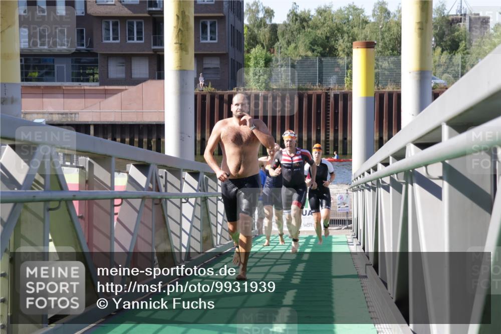 09.08.2026 - GEWOBA Citytriathlon Bremen Yannick Fuchs http://msf.ph/oto/9931939 09.08.2026 10:19:33 Schwimmen 305, 344, 353, 366, 382, 407, 430, 443, 456, 490, 517, 519, 520 meine-sportfotos.de