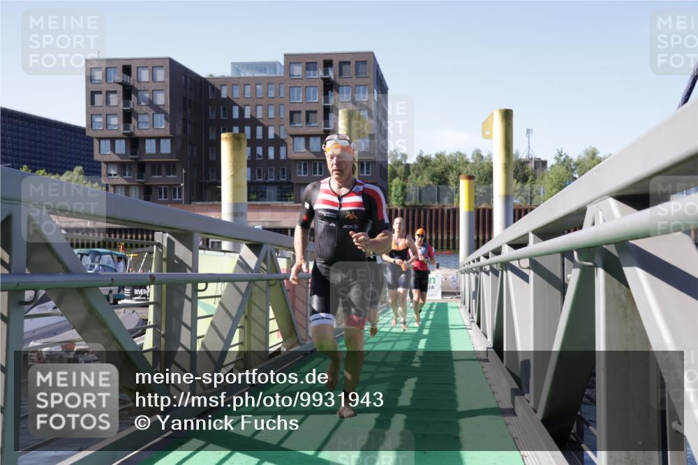 09.08.2026 - GEWOBA Citytriathlon Bremen Yannick Fuchs http://msf.ph/oto/9931943 09.08.2026 10:19:37 Schwimmen 305, 344, 353, 382, 407, 430, 443, 456, 490, 515, 517, 520 meine-sportfotos.de