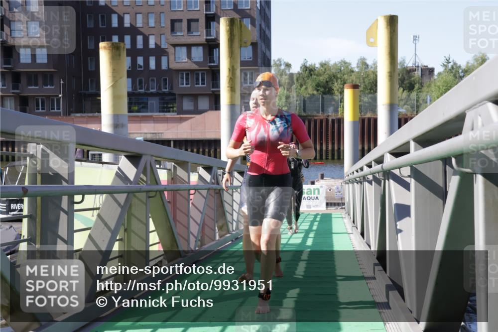 09.08.2026 - GEWOBA Citytriathlon Bremen Yannick Fuchs http://msf.ph/oto/9931951 09.08.2026 10:19:41 Schwimmen 305, 344, 353, 407, 430, 443, 456, 490, 515, 517 meine-sportfotos.de