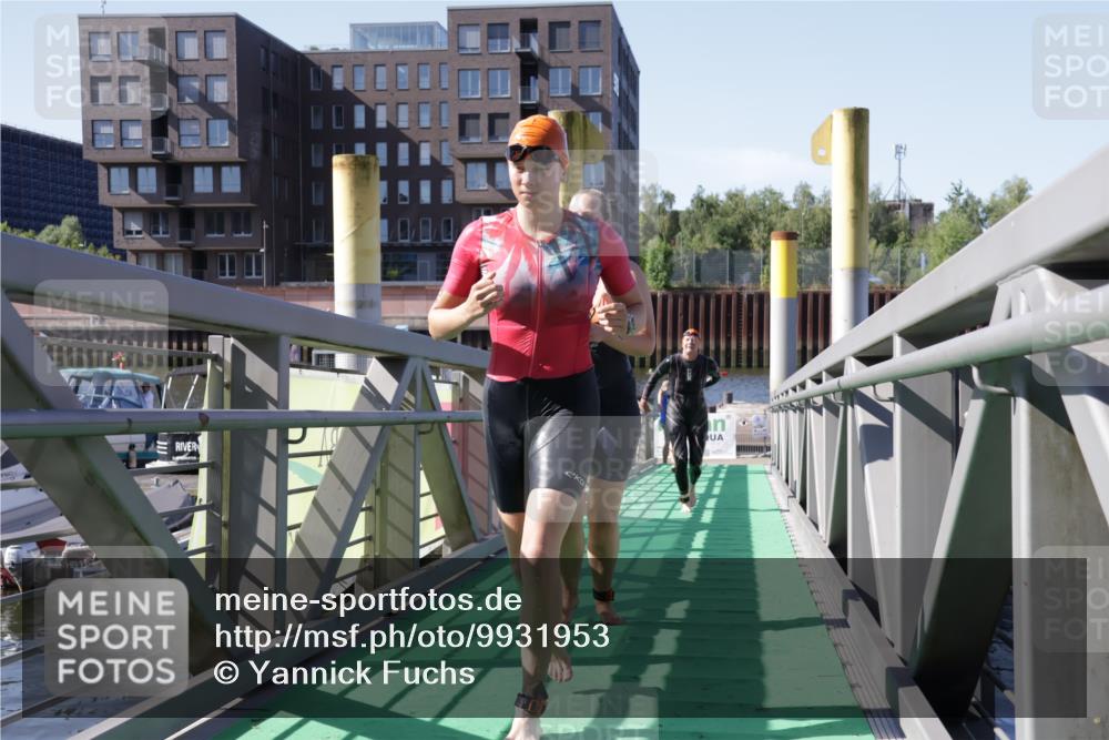 09.08.2026 - GEWOBA Citytriathlon Bremen Yannick Fuchs http://msf.ph/oto/9931953 09.08.2026 10:19:41 Schwimmen 305, 344, 353, 407, 430, 443, 456, 490, 515, 517 meine-sportfotos.de