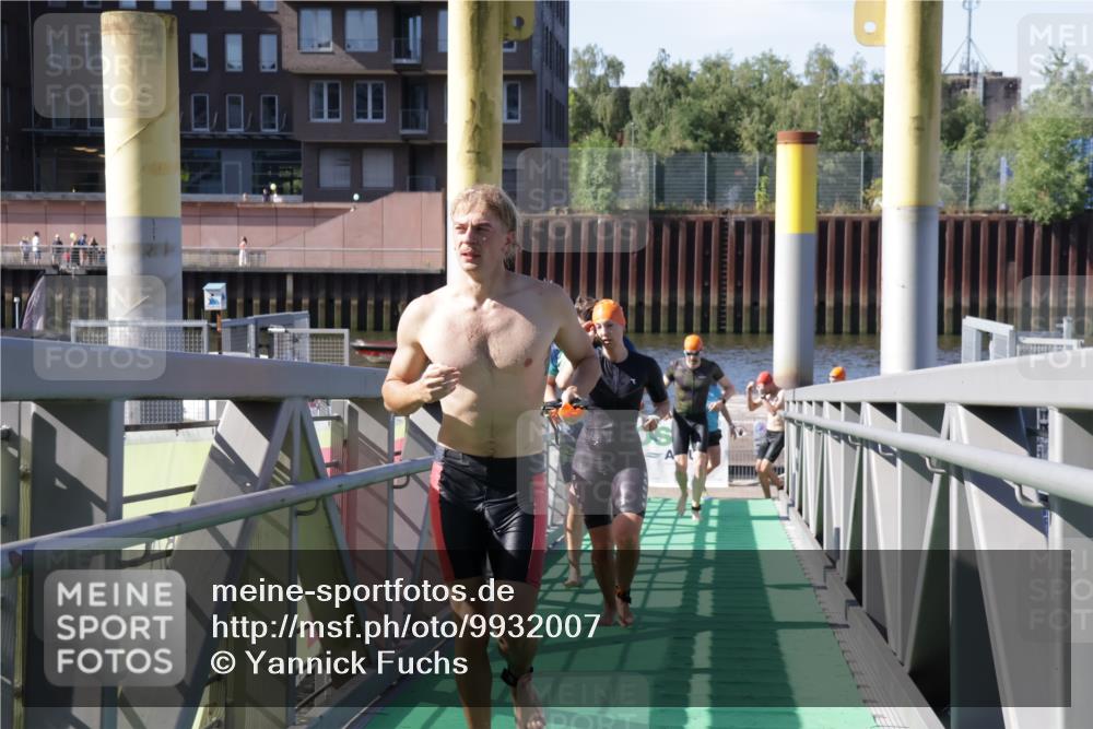 09.08.2026 - GEWOBA Citytriathlon Bremen Yannick Fuchs http://msf.ph/oto/9932007 09.08.2026 10:20:38 Schwimmen 292, 361, 385, 405, 458, 481, 526 meine-sportfotos.de