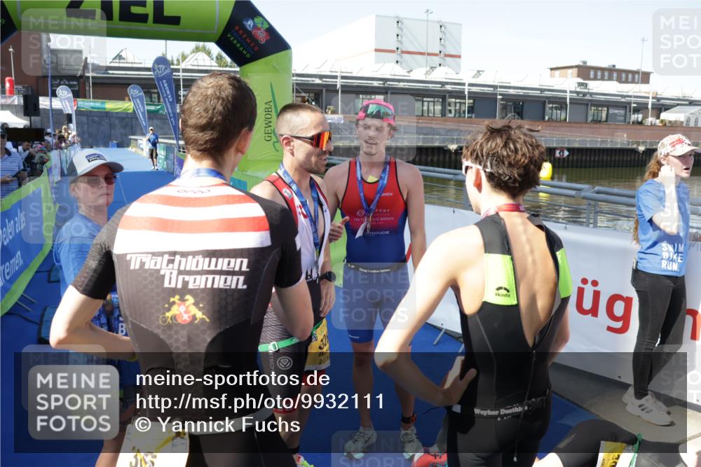 09.08.2026 - GEWOBA Citytriathlon Bremen Yannick Fuchs http://msf.ph/oto/9932111 09.08.2026 11:02:46 Ziel  meine-sportfotos.de