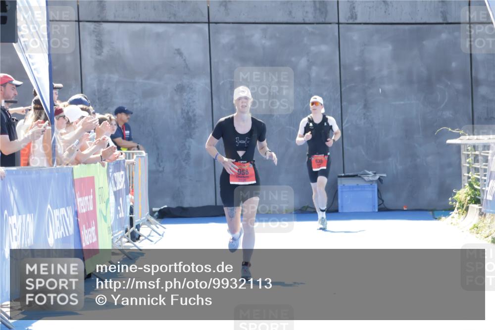 09.08.2026 - GEWOBA Citytriathlon Bremen Yannick Fuchs http://msf.ph/oto/9932113 09.08.2026 14:32:58 Ziel  meine-sportfotos.de