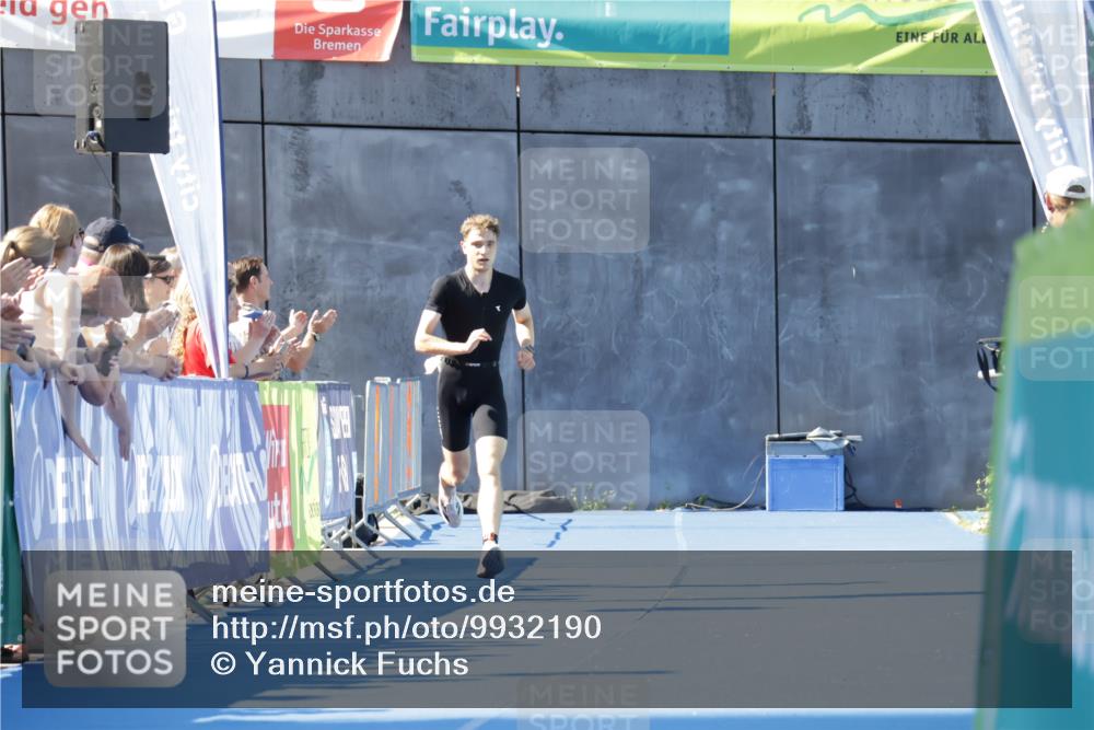09.08.2026 - GEWOBA Citytriathlon Bremen Yannick Fuchs http://msf.ph/oto/9932190 09.08.2026 11:07:52 Ziel 310 meine-sportfotos.de