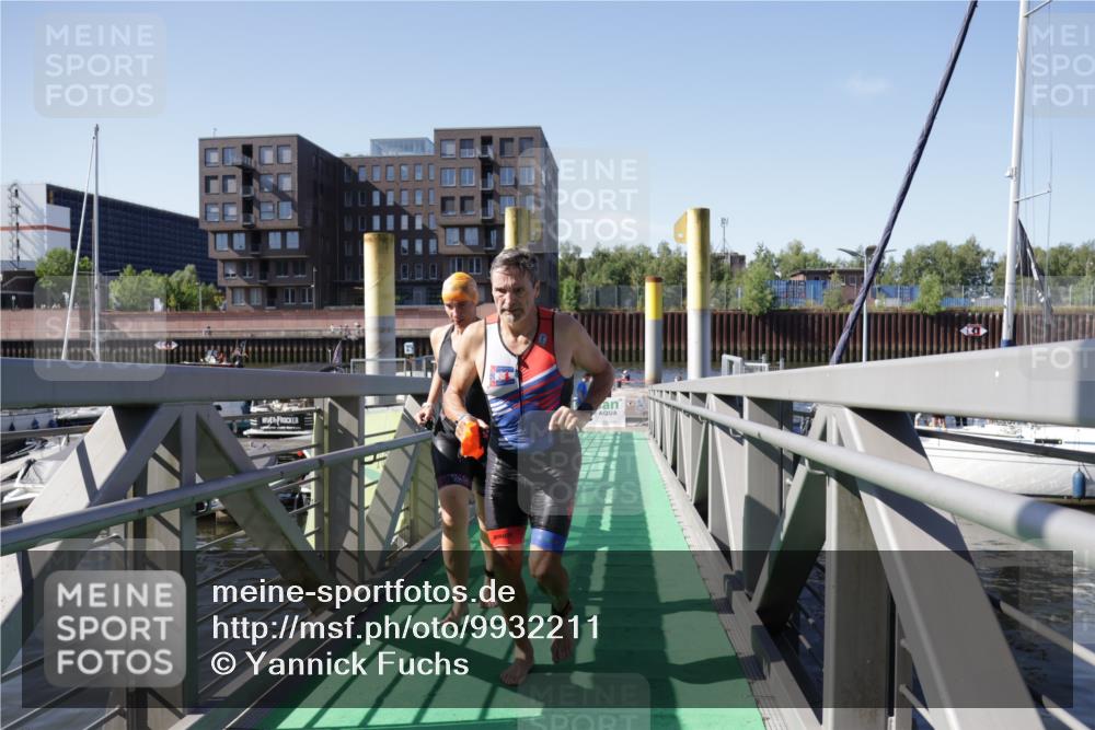 09.08.2026 - GEWOBA Citytriathlon Bremen Yannick Fuchs http://msf.ph/oto/9932211 09.08.2026 10:22:11 Schwimmen 221, 419, 461, 477, 483, 487, 493, 495, 501, 508, 514 meine-sportfotos.de