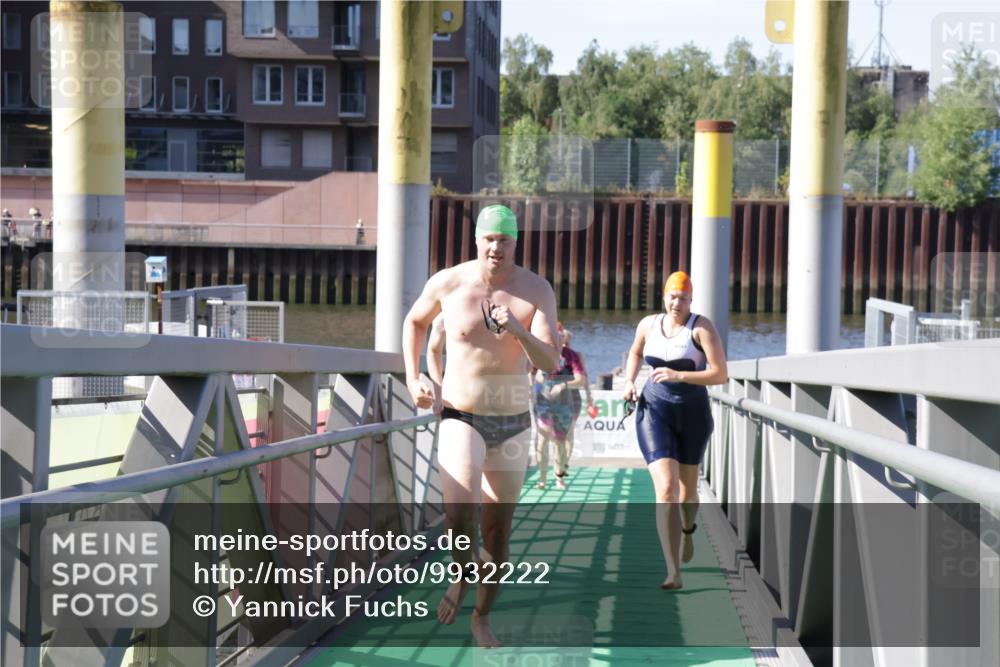 09.08.2026 - GEWOBA Citytriathlon Bremen Yannick Fuchs http://msf.ph/oto/9932222 09.08.2026 10:22:21 Schwimmen 7, 59, 125, 221, 419, 448, 460, 487, 493, 510 meine-sportfotos.de