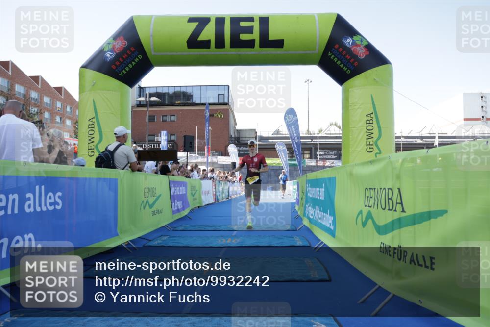 09.08.2026 - GEWOBA Citytriathlon Bremen Yannick Fuchs http://msf.ph/oto/9932242 09.08.2026 11:09:51 Ziel 287 meine-sportfotos.de