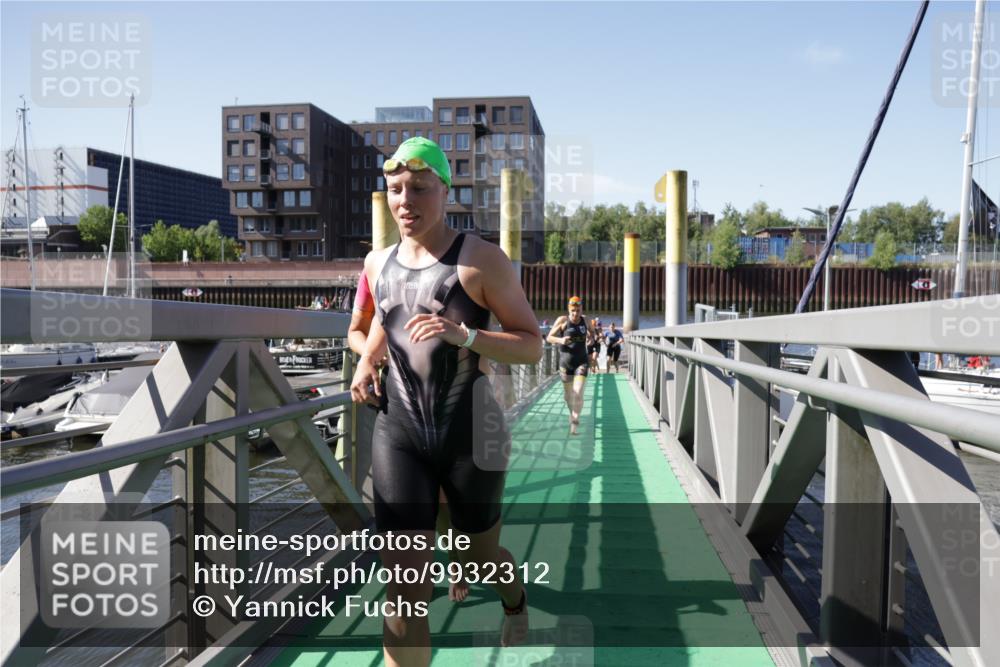 09.08.2026 - GEWOBA Citytriathlon Bremen Yannick Fuchs http://msf.ph/oto/9932312 09.08.2026 10:22:48 Schwimmen 1, 25, 39, 83, 173, 239, 413, 439, 476, 494, 513 meine-sportfotos.de
