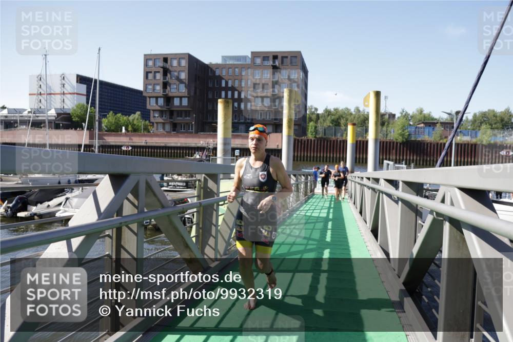09.08.2026 - GEWOBA Citytriathlon Bremen Yannick Fuchs http://msf.ph/oto/9932319 09.08.2026 10:22:51 Schwimmen 1, 25, 39, 83, 173, 413, 439, 455, 473, 480, 494, 513 meine-sportfotos.de