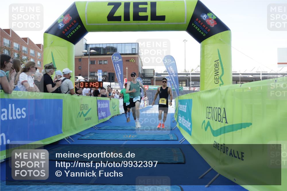 09.08.2026 - GEWOBA Citytriathlon Bremen Yannick Fuchs http://msf.ph/oto/9932397 09.08.2026 11:14:05 Ziel 221, 308 meine-sportfotos.de