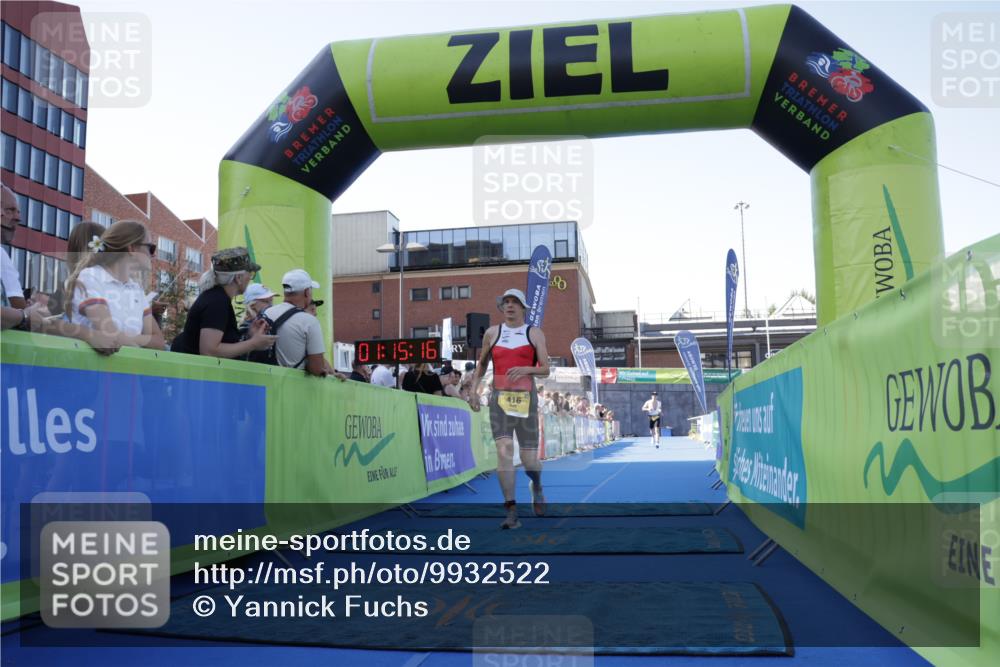 09.08.2026 - GEWOBA Citytriathlon Bremen Yannick Fuchs http://msf.ph/oto/9932522 09.08.2026 11:15:20 Ziel 416, 529 meine-sportfotos.de