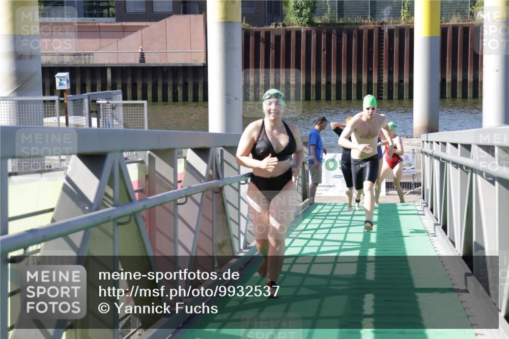 09.08.2026 - GEWOBA Citytriathlon Bremen Yannick Fuchs http://msf.ph/oto/9932537 09.08.2026 10:24:41 Schwimmen 47, 87, 109, 143, 209, 235, 435, 512 meine-sportfotos.de