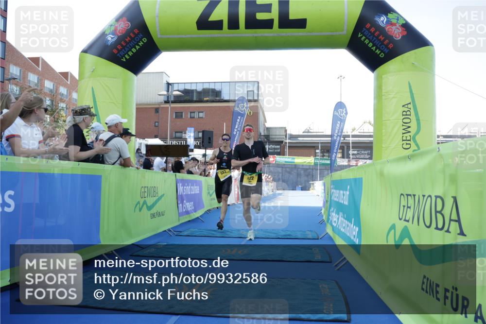 09.08.2026 - GEWOBA Citytriathlon Bremen Yannick Fuchs http://msf.ph/oto/9932586 09.08.2026 11:15:54 Ziel 322, 523 meine-sportfotos.de