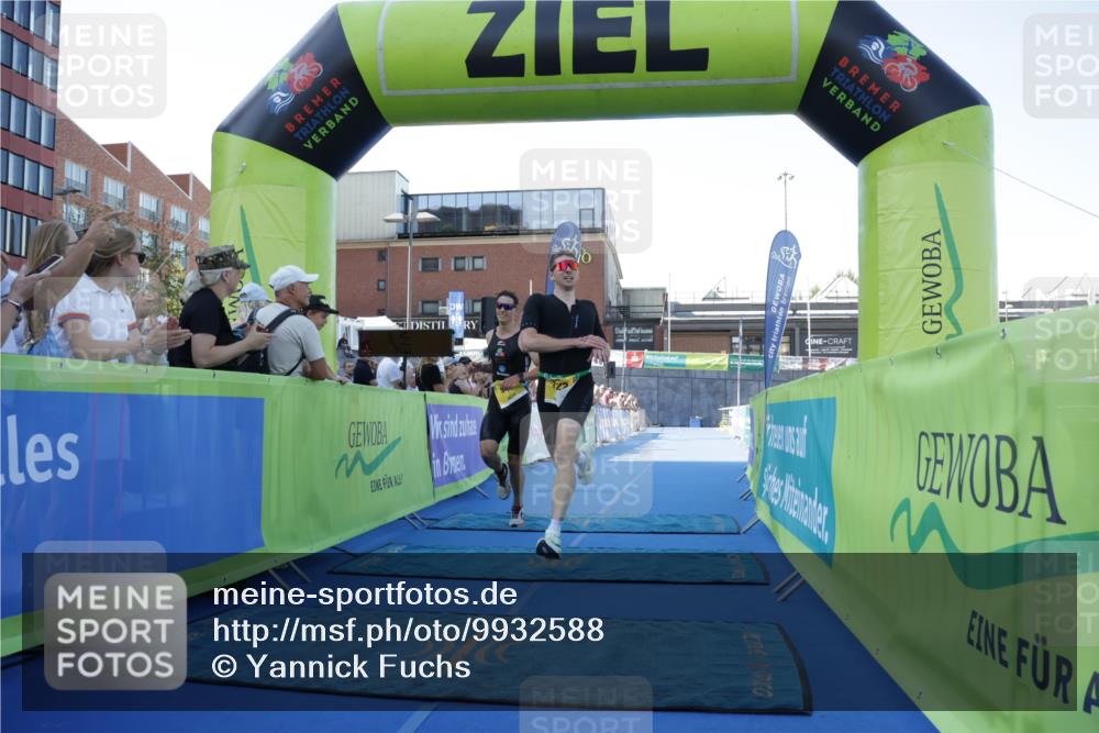 09.08.2026 - GEWOBA Citytriathlon Bremen Yannick Fuchs http://msf.ph/oto/9932588 09.08.2026 11:15:54 Ziel 322, 523 meine-sportfotos.de