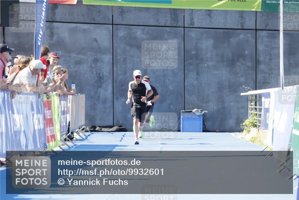 09.08.2026 - GEWOBA Citytriathlon Bremen Yannick Fuchs http://msf.ph/oto/9932601 09.08.2026 11:16:11 Ziel  meine-sportfotos.de