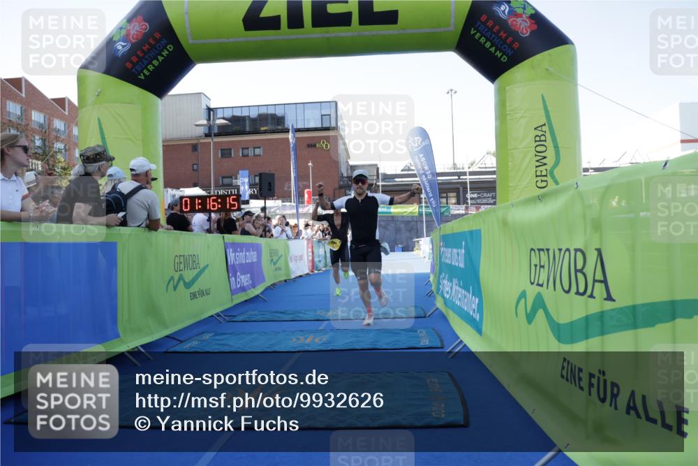 09.08.2026 - GEWOBA Citytriathlon Bremen Yannick Fuchs http://msf.ph/oto/9932626 09.08.2026 11:16:19 Ziel 291, 348 meine-sportfotos.de