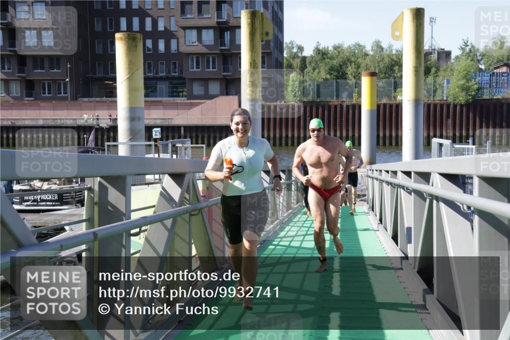 09.08.2026 - GEWOBA Citytriathlon Bremen Yannick Fuchs http://msf.ph/oto/9932741 09.08.2026 10:25:44 Schwimmen 15, 43, 57, 67, 129, 151, 181, 187, 211, 422, 485, 525 meine-sportfotos.de