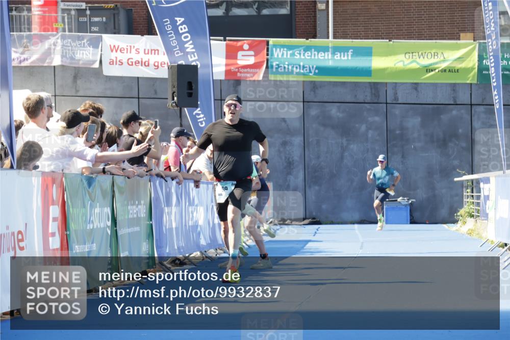 09.08.2026 - GEWOBA Citytriathlon Bremen Yannick Fuchs http://msf.ph/oto/9932837 09.08.2026 11:17:47 Ziel 59 meine-sportfotos.de