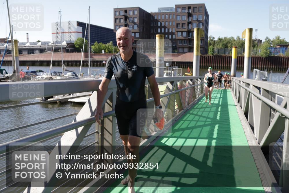09.08.2026 - GEWOBA Citytriathlon Bremen Yannick Fuchs http://msf.ph/oto/9932854 09.08.2026 10:26:47 Schwimmen 9, 19, 21, 33, 35, 49, 61, 71, 117, 127, 155, 189, 411, 412, 475, 488 meine-sportfotos.de