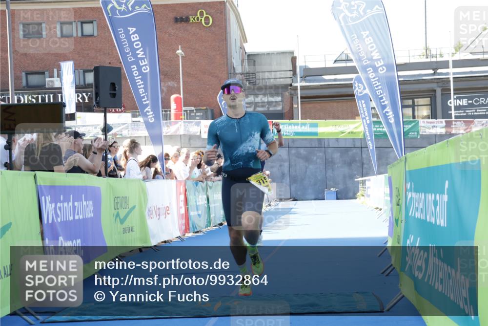 09.08.2026 - GEWOBA Citytriathlon Bremen Yannick Fuchs http://msf.ph/oto/9932864 09.08.2026 11:17:56 Ziel 315, 389 meine-sportfotos.de