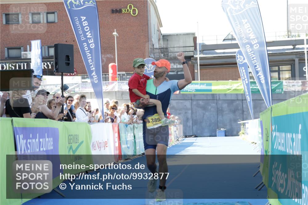 09.08.2026 - GEWOBA Citytriathlon Bremen Yannick Fuchs http://msf.ph/oto/9932877 09.08.2026 11:17:58 Ziel 315, 389 meine-sportfotos.de