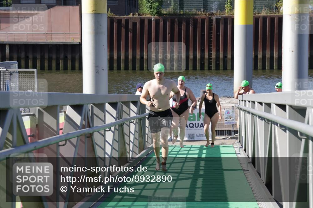 09.08.2026 - GEWOBA Citytriathlon Bremen Yannick Fuchs http://msf.ph/oto/9932890 09.08.2026 10:27:08 Schwimmen 11, 53, 77, 101, 117, 199 meine-sportfotos.de
