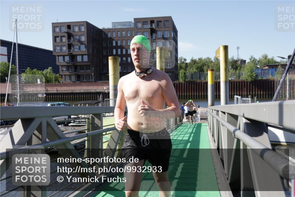 09.08.2026 - GEWOBA Citytriathlon Bremen Yannick Fuchs http://msf.ph/oto/9932933 09.08.2026 10:27:26 Schwimmen 11, 45, 75, 77, 149, 185, 199, 227, 247, 524 meine-sportfotos.de