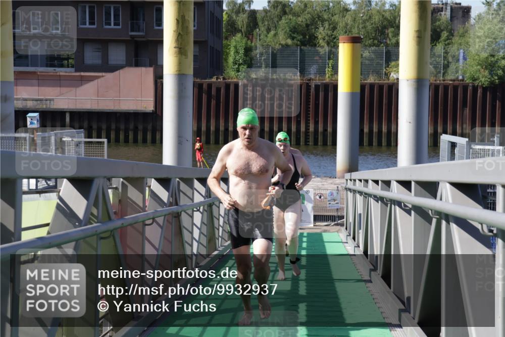 09.08.2026 - GEWOBA Citytriathlon Bremen Yannick Fuchs http://msf.ph/oto/9932937 09.08.2026 10:27:30 Schwimmen 45, 75, 149, 183, 185, 227, 247, 524 meine-sportfotos.de