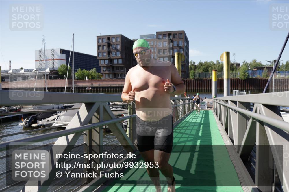 09.08.2026 - GEWOBA Citytriathlon Bremen Yannick Fuchs http://msf.ph/oto/9932953 09.08.2026 10:27:35 Schwimmen 45, 75, 81, 183, 197, 227, 247, 524 meine-sportfotos.de
