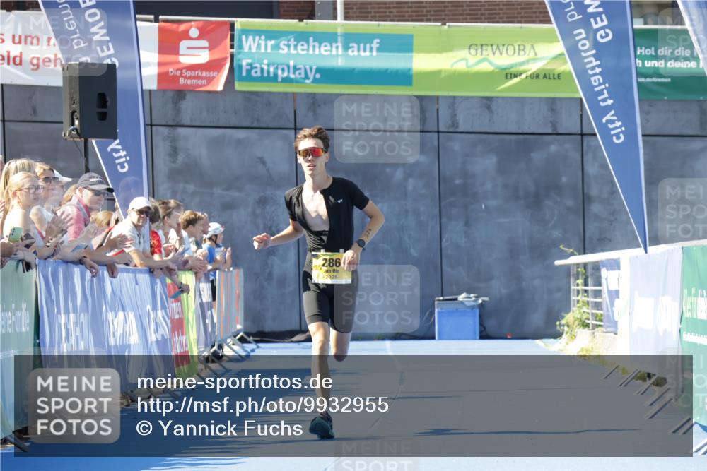 09.08.2026 - GEWOBA Citytriathlon Bremen Yannick Fuchs http://msf.ph/oto/9932955 09.08.2026 11:19:02 Ziel 286 meine-sportfotos.de