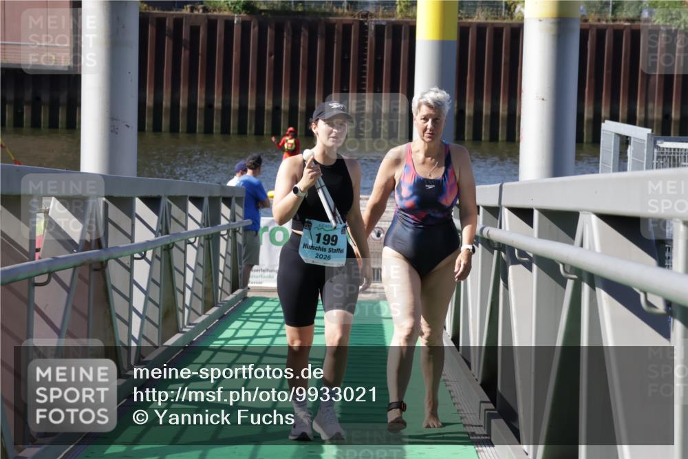 09.08.2026 - GEWOBA Citytriathlon Bremen Yannick Fuchs http://msf.ph/oto/9933021 09.08.2026 10:28:06 Schwimmen 159, 203 meine-sportfotos.de
