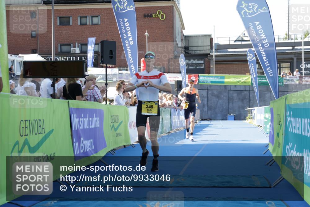 09.08.2026 - GEWOBA Citytriathlon Bremen Yannick Fuchs http://msf.ph/oto/9933046 09.08.2026 11:20:14 Ziel 323, 338, 345 meine-sportfotos.de