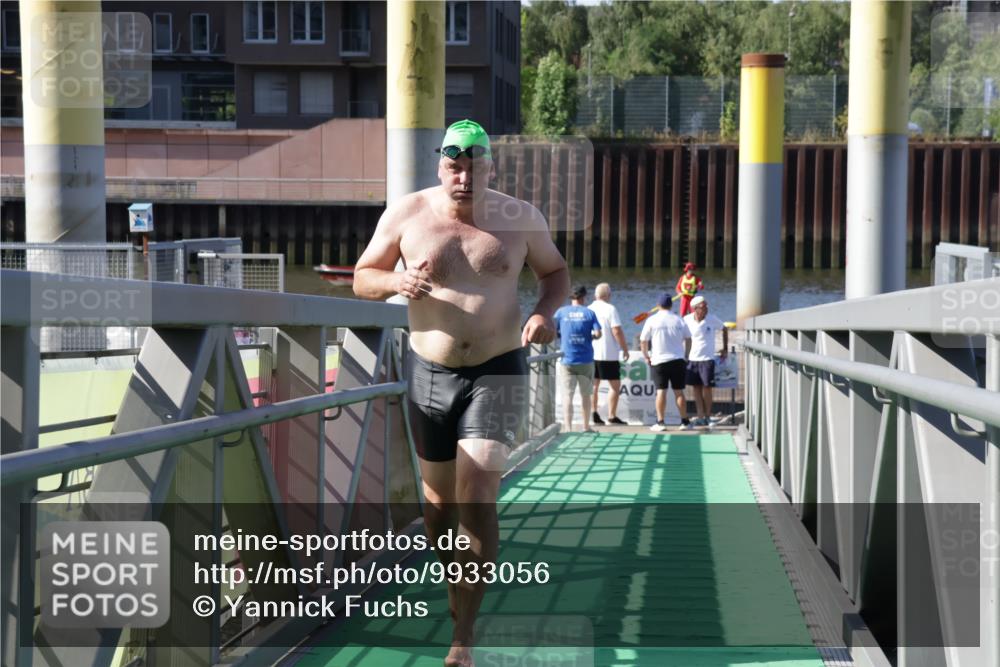 09.08.2026 - GEWOBA Citytriathlon Bremen Yannick Fuchs http://msf.ph/oto/9933056 09.08.2026 10:28:51 Schwimmen 115, 165, 245 meine-sportfotos.de