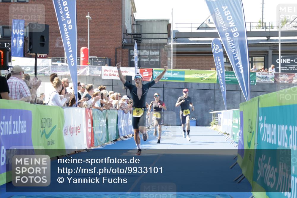 09.08.2026 - GEWOBA Citytriathlon Bremen Yannick Fuchs http://msf.ph/oto/9933101 09.08.2026 11:20:41 Ziel 293, 301, 427 meine-sportfotos.de