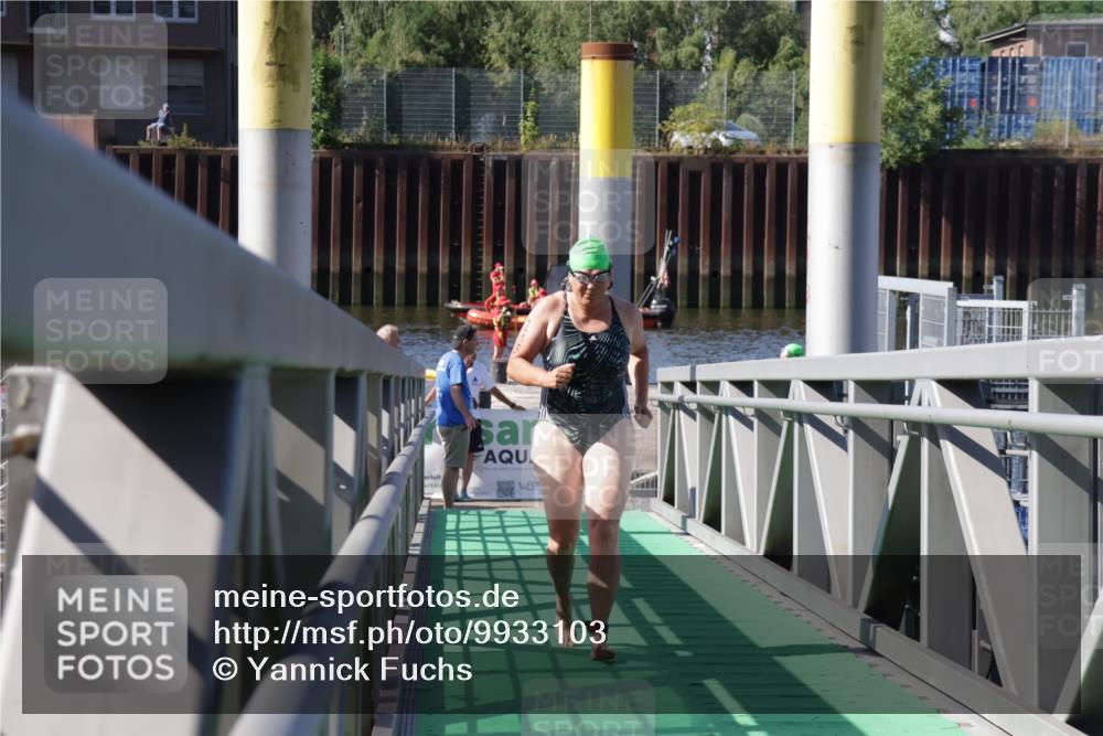09.08.2026 - GEWOBA Citytriathlon Bremen Yannick Fuchs http://msf.ph/oto/9933103 09.08.2026 10:30:38 Schwimmen 79, 213 meine-sportfotos.de