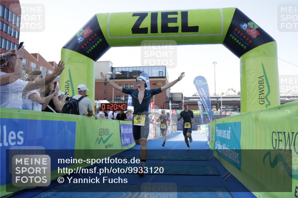 09.08.2026 - GEWOBA Citytriathlon Bremen Yannick Fuchs http://msf.ph/oto/9933120 09.08.2026 11:20:44 Ziel 293, 301, 427 meine-sportfotos.de