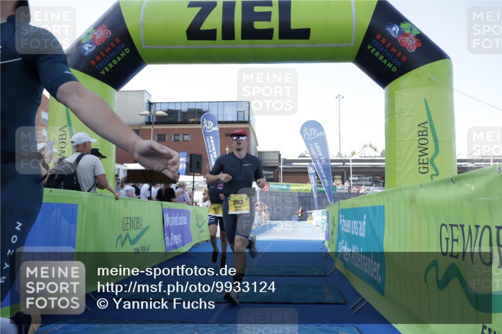 09.08.2026 - GEWOBA Citytriathlon Bremen Yannick Fuchs http://msf.ph/oto/9933124 09.08.2026 11:20:45 Ziel 293, 301, 427 meine-sportfotos.de